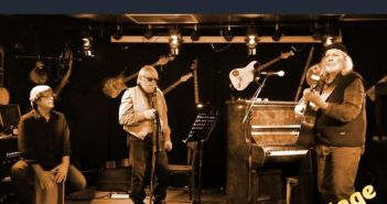 Bluesdoor live: Frische und authentische Musik am Samstag (Foto: Bioweingut Staffelter Hof)